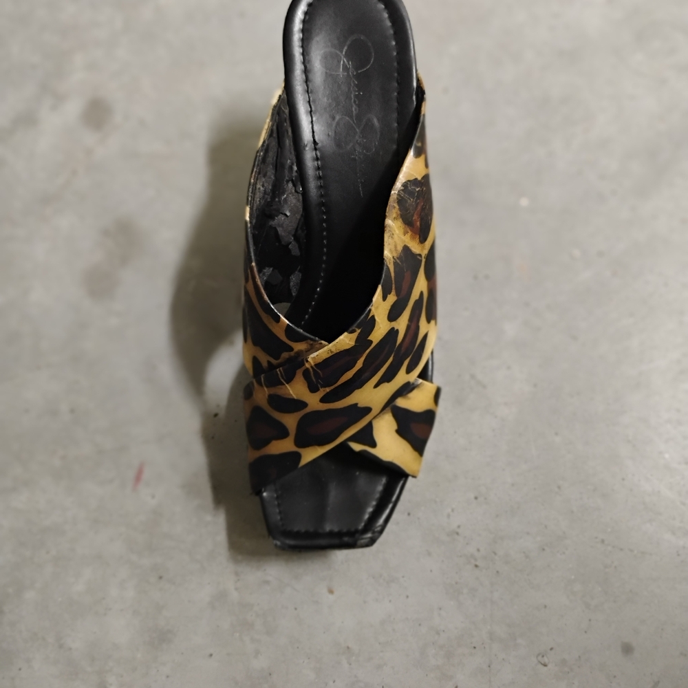Wedge shoes